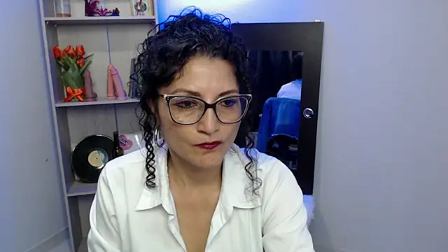 arianna ros3 online show from February 2025 07:13:01 PM