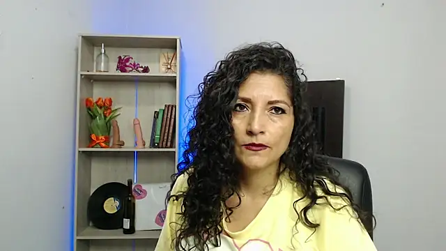 arianna ros3 online show from February 2025 03:31:02 PM