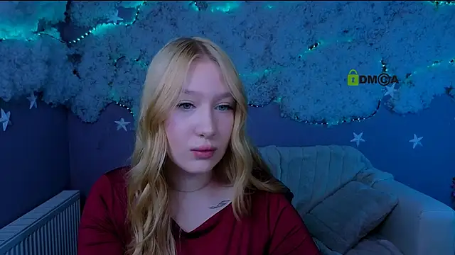 playful sophie online show from April 2026 07:22:01 PM