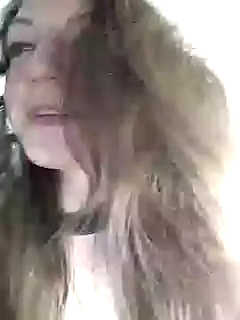 KattyLuuu online show from December 2024 11:10:02 PM