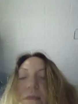 KattyLuuu online show from May 2026 12:29:02 AM