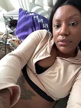 LavenderBuxton online show from March 2026 11:49:01 AM