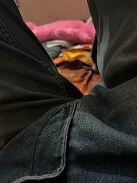 Indiancockmilk online show from December 2024 02:47:02 PM