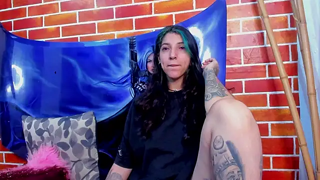 marlenna online show from January 2025 11:43:02 AM