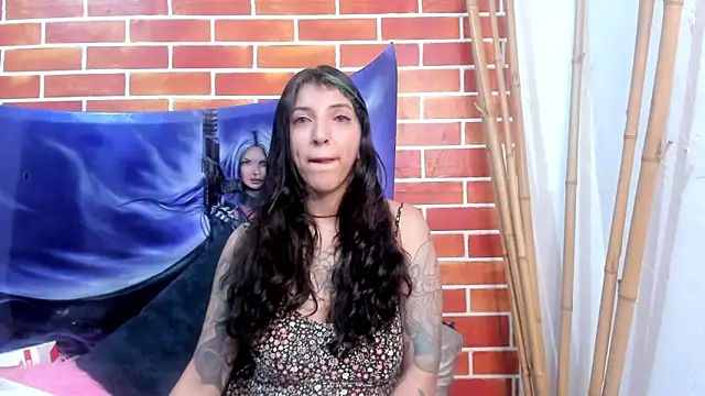 marlenna online show from February 2025 04:25:01 PM