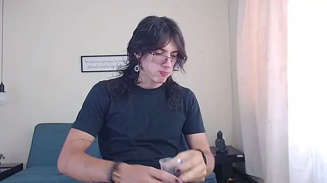 andreey50 online show from February 2025 07:59:02 PM