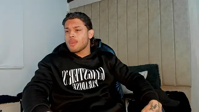 Snapshot of jeicob_gagnon chatting on October 2025 06:55:01 AM jeicob gagnon online show from October 2025 06:55:01 AM