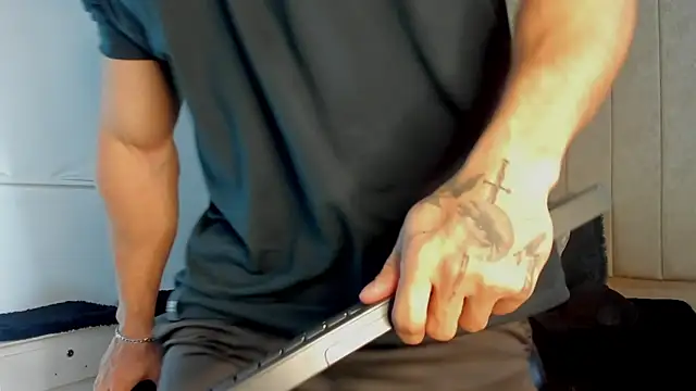 Snapshot of jeicob_gagnon chatting on October 2025 08:02:02 AM jeicob gagnon online show from October 2025 08:02:02 AM