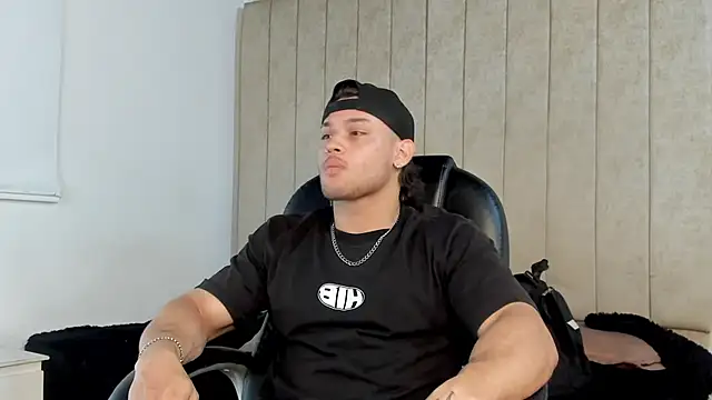 Snapshot of jeicob_gagnon chatting on October 2025 05:54:02 AM jeicob gagnon online show from October 2025 05:54:02 AM