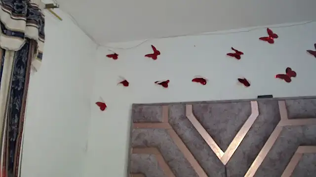 Anny Fox- online show from October 2025 03:14:02 AM