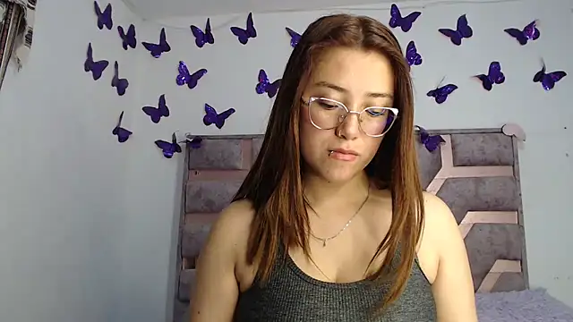 Anny Fox- online show from March 2026 04:47:01 AM