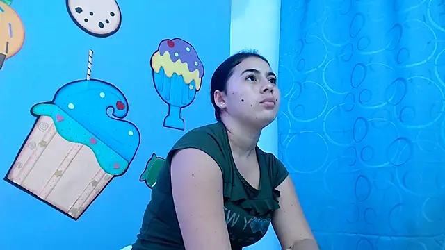 sweetfantacies18 online show from March 2025 01:02:02 AM