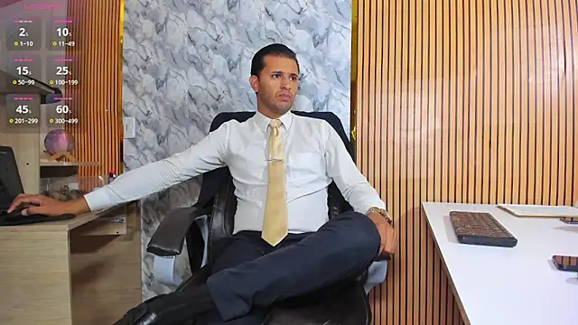 Hideintheoffice online show from April 2026 12:45:02 PM