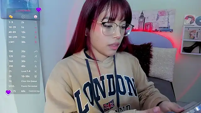 Snapshot of Fresita_Rosita chatting on January 2025 03:34:02 PM Fresita Rosita online show from January 2025 03:34:02 PM