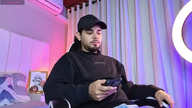 Samir bear online show from February 2026 12:28:01 PM