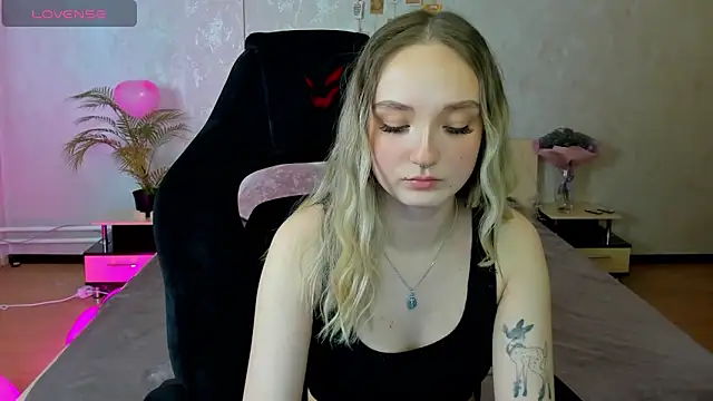 Cheryl  Brown online show from February 2025 04:42:02 AM