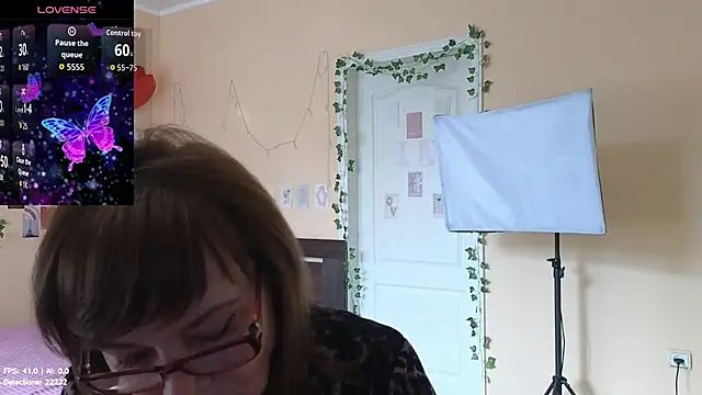 Snapshot of Miss_Moren chatting on July 2026 04:03:01 AM Miss Moren online show from July 2026 04:03:01 AM