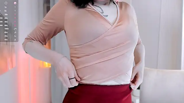 lilithlunna online show from February 2025 01:12:02 AM