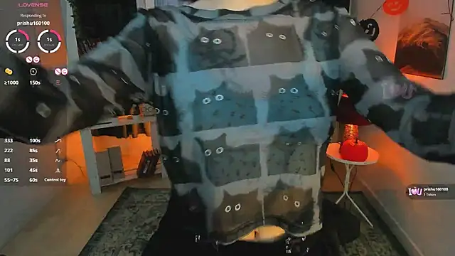 lilithlunna online show from November 2025 10:01:02 PM