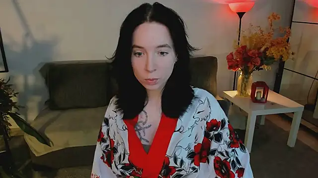 lilithlunna online show from November 2025 01:22:01 PM