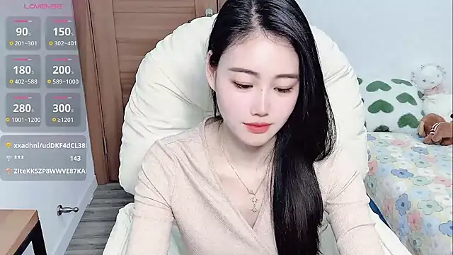 LILI-Baobei online show from March 2025 05:52:01 AM
