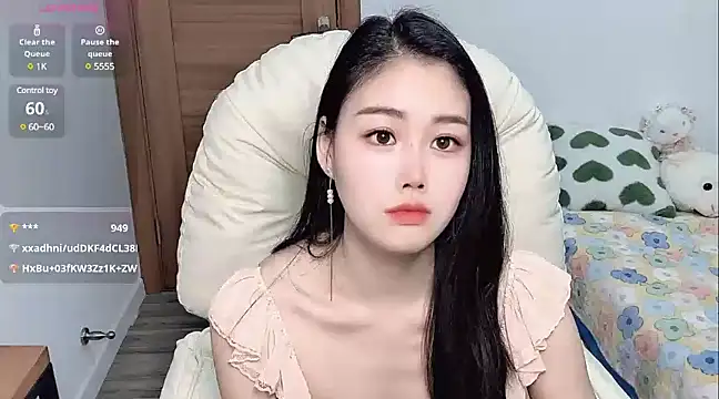 LILI-Baobei online show from March 2025 05:46:01 AM