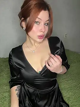 AmmyRich1 online show from September 2025 05:44:02 AM