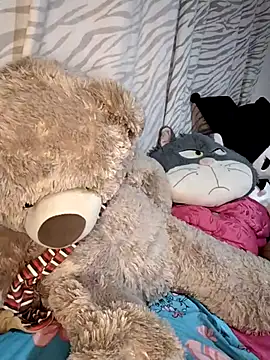 Ema kraus online show from February 2025 05:34:02 AM