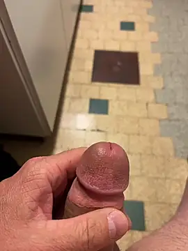 Snapshot of mikiss789 chatting on October 2025 04:26:01 AM mikiss789 online show from October 2025 04:26:01 AM