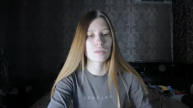 Agnes Allenn online show from September 2025 07:12:02 AM