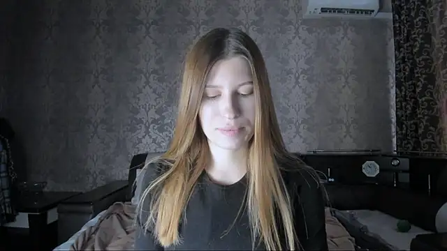 Agnes Allenn online show from September 2025 10:09:01 AM