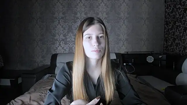 Agnes Allenn online show from November 2025 08:35:01 AM