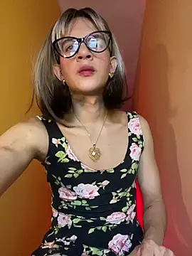 Snapshot of thalia_dyson chatting on January 2025 04:44:01 AM thalia dyson online show from January 2025 04:44:01 AM