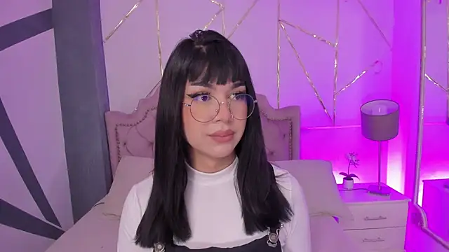 Snapshot of RoseCassie chatting on January 2025 01:09:01 PM RoseCassie online show from January 2025 01:09:01 PM