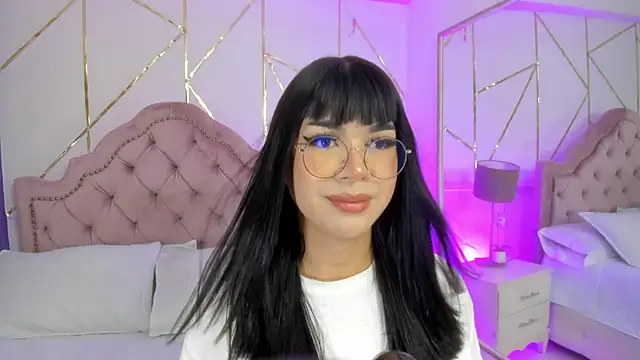 Snapshot of RoseCassie chatting on February 2025 12:47:02 PM RoseCassie online show from February 2025 12:47:02 PM