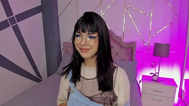Snapshot of RoseCassie chatting on February 2025 01:16:02 PM RoseCassie online show from February 2025 01:16:02 PM