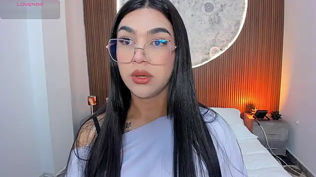 RoseCassie online show from March 2026 01:18:01 PM