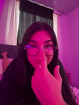 RoseCassie online show from April 2026 10:54:02 PM