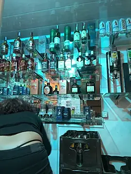 Snapshot of lauraltt chatting on September 2025 01:27:01 AM lauraltt online show from September 2025 01:27:01 AM