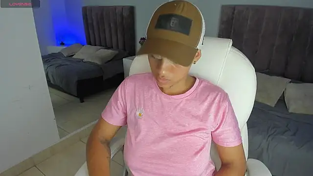 Dominick jones online show from January 2025 01:30:01 AM