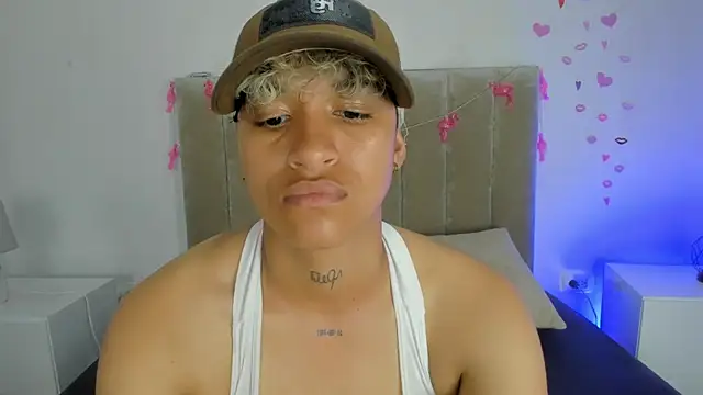 Dominick jones online show from February 2025 10:55:01 PM