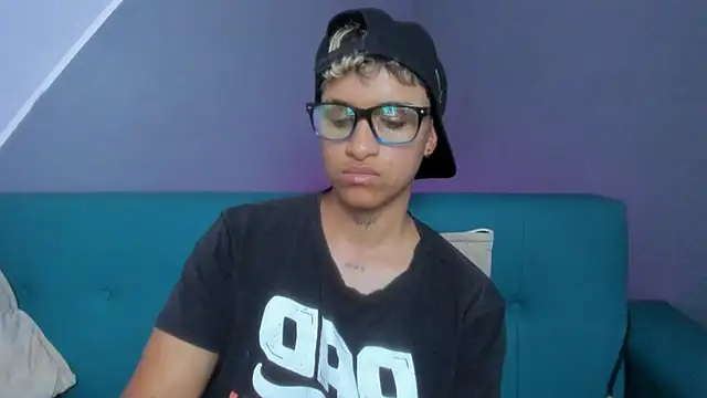 Dominick jones online show from March 2025 12:30:01 AM