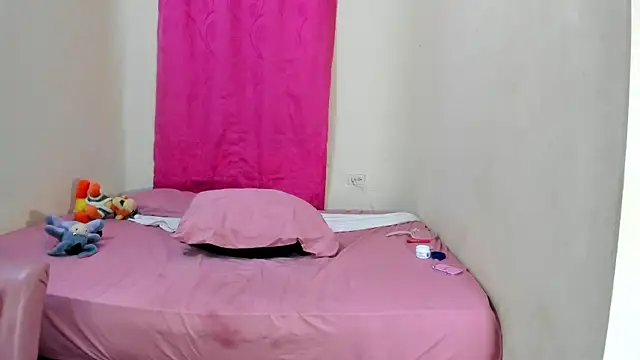 Snapshot of Mariana_16_ chatting on January 2025 07:57:01 PM Mariana 16 online show from January 2025 07:57:01 PM