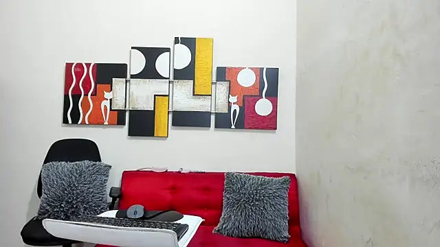 Snapshot of Mariana_16_ chatting on February 2025 11:34:02 PM Mariana 16 online show from February 2025 11:34:02 PM