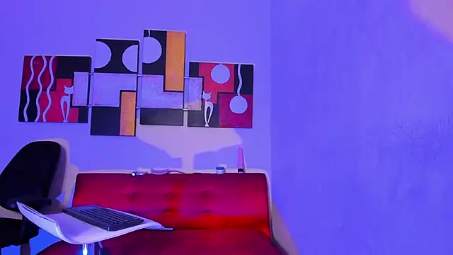 Snapshot of Mariana_16_ chatting on February 2025 08:11:01 PM Mariana 16 online show from February 2025 08:11:01 PM