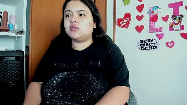 lizzie c online show from March 2025 08:21:01 PM