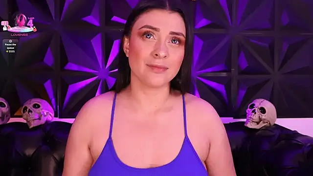 AnikaRomanoff online show from October 2025 03:43:02 AM