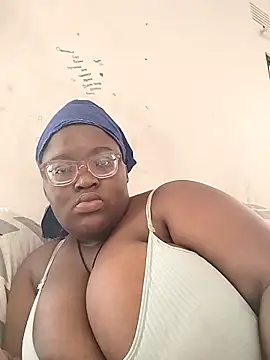 Snapshot of Damm_Bobbies chatting on October 2025 09:49:01 AM Damm Bobbies online show from October 2025 09:49:01 AM
