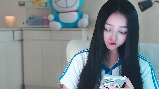 xiao-xiao-D online show from January 2025 05:27:01 AM