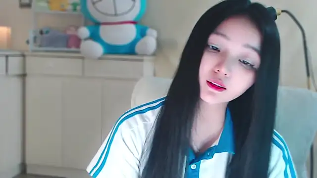 xiao-xiao-D online show from January 2025 12:05:02 PM